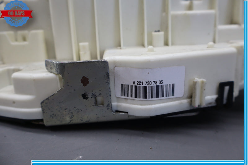Load image into Gallery viewer, 07-13 Mercedes W221 S550 S400 Rear Right Door Lock Latch Actuator 2217307835 Oem