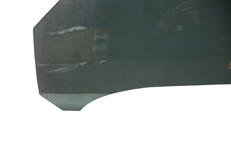 Load image into Gallery viewer, 10-17 Mercedes W207 E350 E550 Front Left Driver Side Door Window Auto Glass Oem