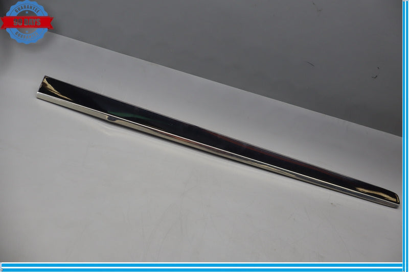 Load image into Gallery viewer, 06-12 Mercedes ML500 X164 Front Left Driver Side Exterior Door Molding Trim Oem