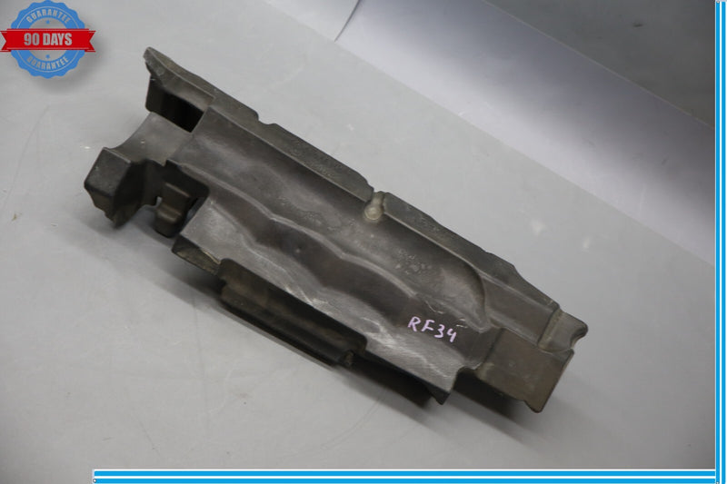 Load image into Gallery viewer, 11-20 Mercedes X166 GL450 GL550 Right Passenger Side Air Cleaner Insulator Oem