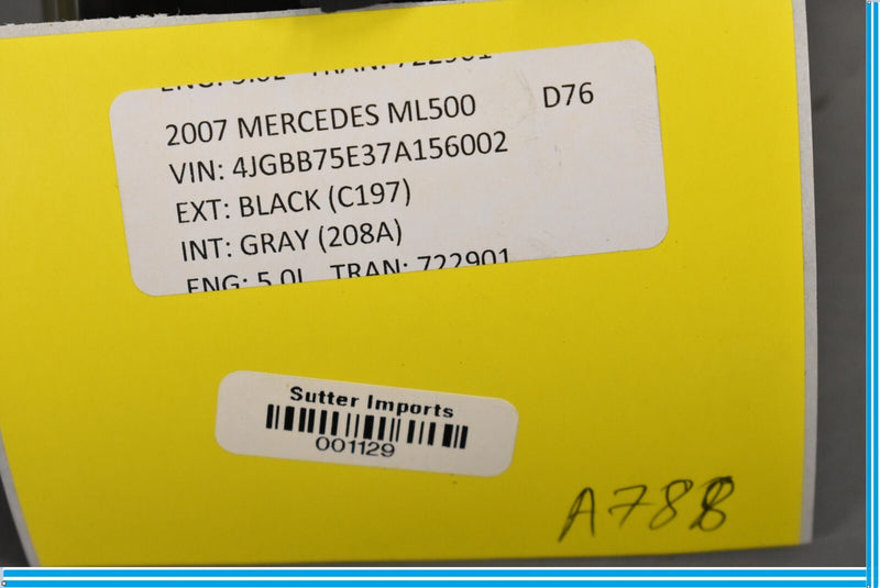 Load image into Gallery viewer, 06-12 Mercedes X164 GL450 ML500 Front Right Passenger Bumper Fog Light Lamp Oem
