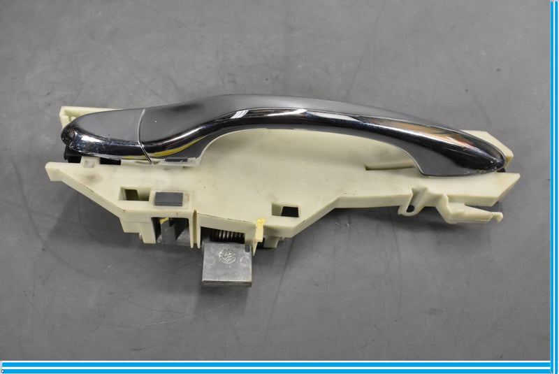 Load image into Gallery viewer, 04-09 Jaguar X350 XJ8 Front Right Passenger Side Seat Exterior Door Handle Oem