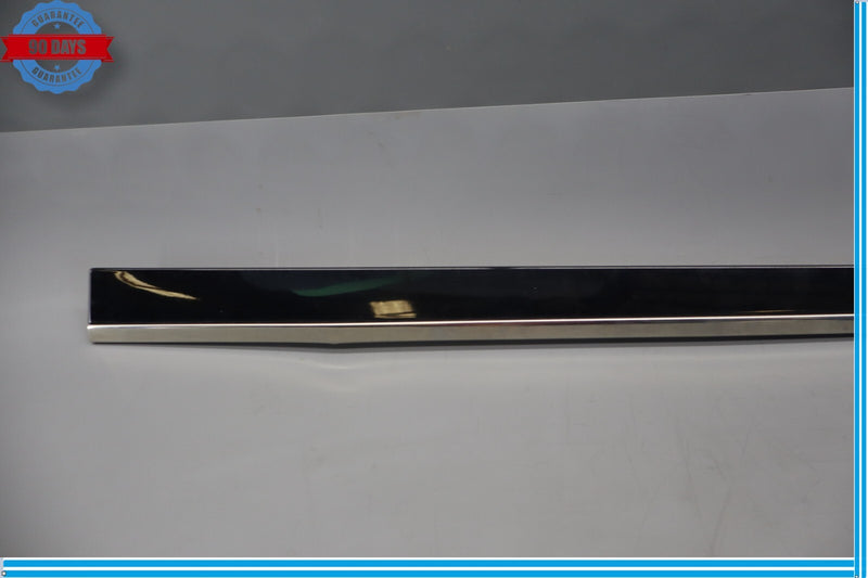 Load image into Gallery viewer, 06-12 Mercedes ML500 X164 Front Left Driver Side Exterior Door Molding Trim Oem
