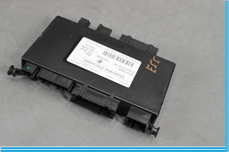 Load image into Gallery viewer, 07-12 Mercedes X164 GL450 Third Seat Row Power Folding Control Module Oem