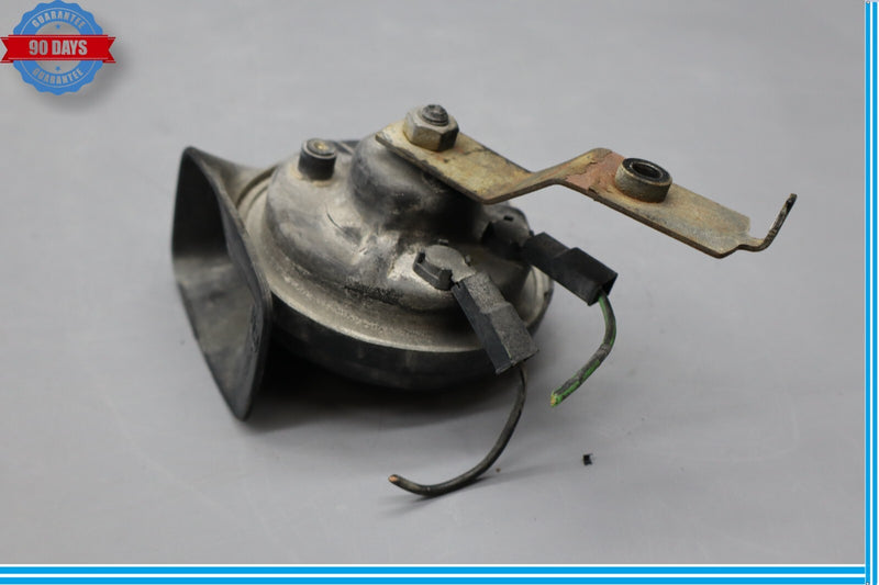 Load image into Gallery viewer, 97-03 Jaguar XK8 XKR X100 Front Side High Note Tone Signal Horn Black Oem