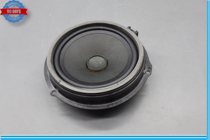 Load image into Gallery viewer, 10-19 Jaguar XJ XJL X351 Rear Right or Left Side Door Bass Sound Speaker Oem
