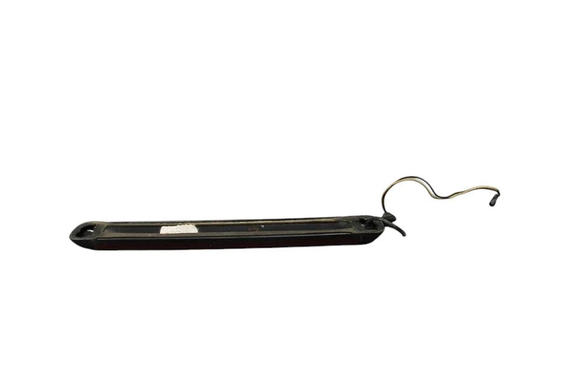 Load image into Gallery viewer, 03-09 Hummer H2 Rear High Mounted Third 3rd Brake Stop Light Lamp Oem