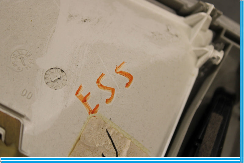 Load image into Gallery viewer, 06-13 Mercedes GL550 GL450 Rear Overhead Dome Light Lamp Parking Sensor Oem