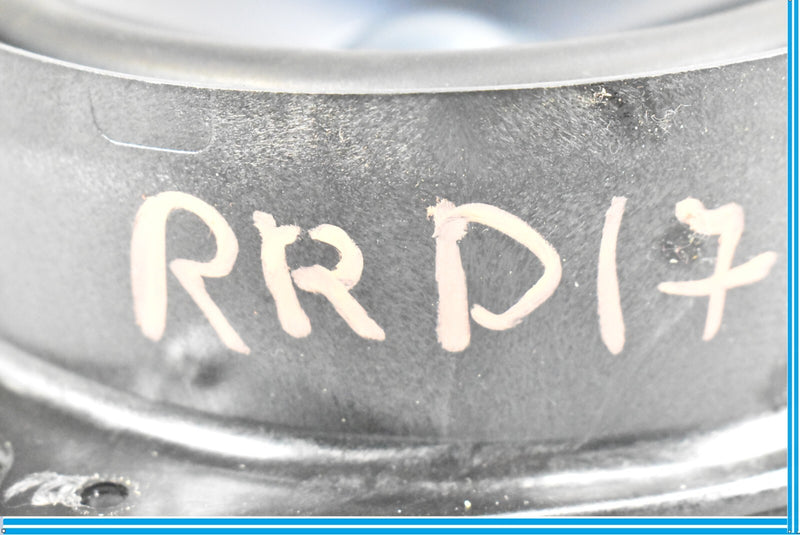 Load image into Gallery viewer, 07-13 Mercedes S550 S600 W221 Rear Right Door Audio Speaker 2218203702 Oem