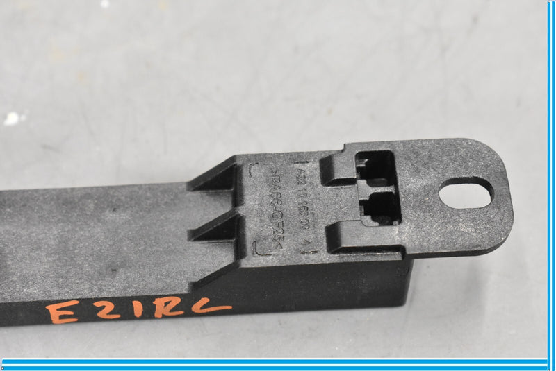 Load image into Gallery viewer, 13-16 Mercedes GL450 X166 Rear Left Keyless Entry Antenna Receiver Module Oem