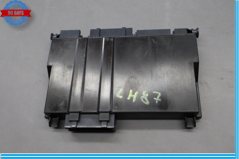 Load image into Gallery viewer, 14-18 Maserati Ghibli Front Left Driver Side Seat Control Module Unit ECU Oem