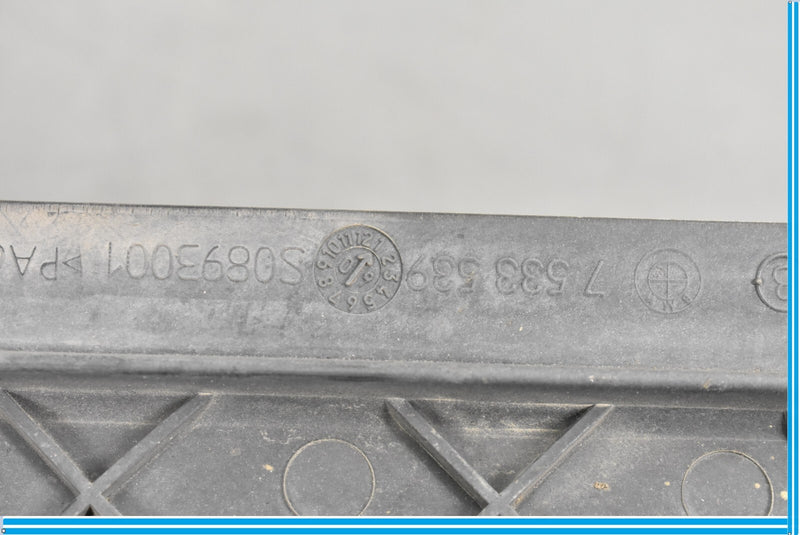Load image into Gallery viewer, 07-18 BMW X5 E70 Upper Radiator Carrier Cover 7533539 Oem