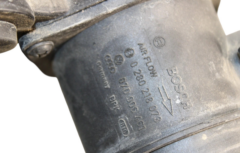 Load image into Gallery viewer, 03-13 Bentley Continental Flying Spur GTC Right Side Air Cleaner Filter Box Oem