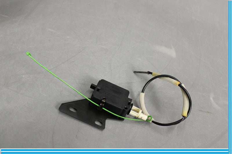 Load image into Gallery viewer, 04-10 BMW 645Ci Convertible Fuel Gas Tank Flap Door Lock Actuator w/Cable Oem