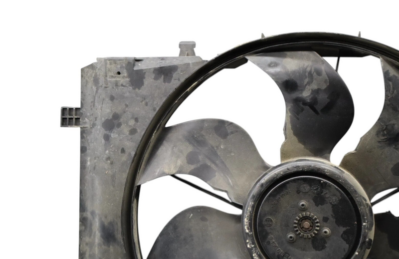 Load image into Gallery viewer, 06-16 Mercedes E350 C300 C350 Engine Radiator Cooling Fan Motor Assembly Oem