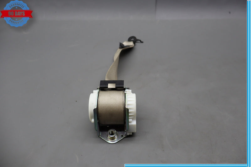 Load image into Gallery viewer, 09-15 BMW 740i 750Li xDrive Rear Center Middle Seat Belt Seatbelt Retractor Oem