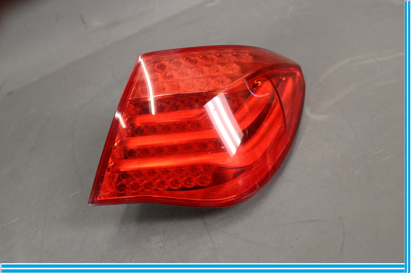 Load image into Gallery viewer, 09-12 BMW 750i 750Li Rear Right Passenger Side Outer Tail Light Taillight Oem