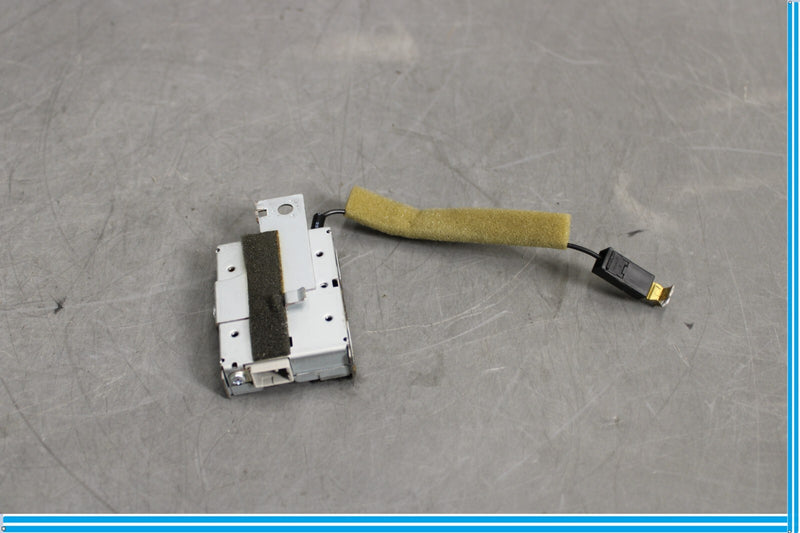 Load image into Gallery viewer, 11-17 Infiniti QX56 QX80 Antenna Amplifier Control Unit Computer Module Oem