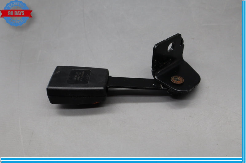 Load image into Gallery viewer, 09-15 BMW 750Li F01 F02 Rear Right Passenger Side Seat Belt Seatbelt Buckle Oem