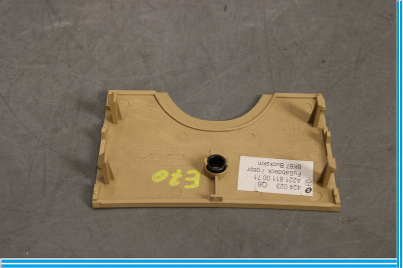 Load image into Gallery viewer, 07-14 Mercedes S550 CL550 W221 Overhead Dome Light Cover Trim Oem