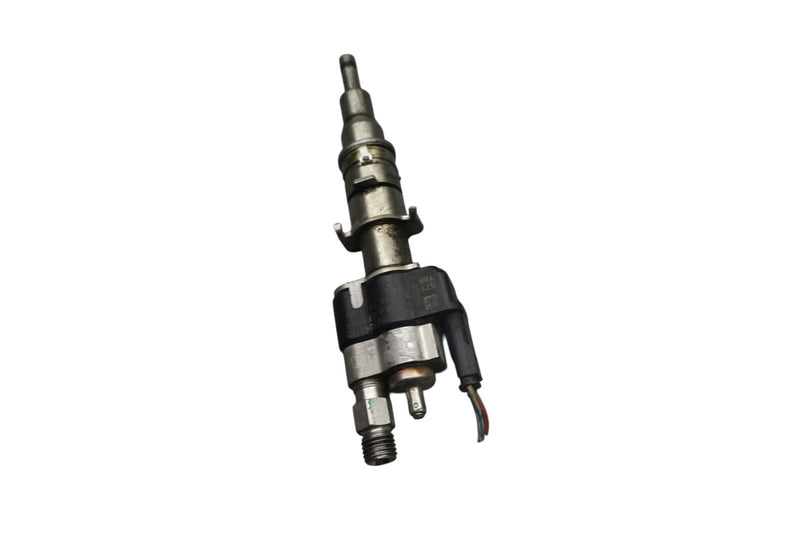 Load image into Gallery viewer, 07-17 BMW 650i 740i 740Li 750i Engine Fuel Injector 13538616079 Oem