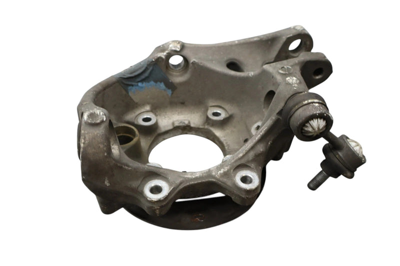 Load image into Gallery viewer, 06-10 Maserati Quattroporte M139 Rear Right Side Spindle Knuckle Hub OEM