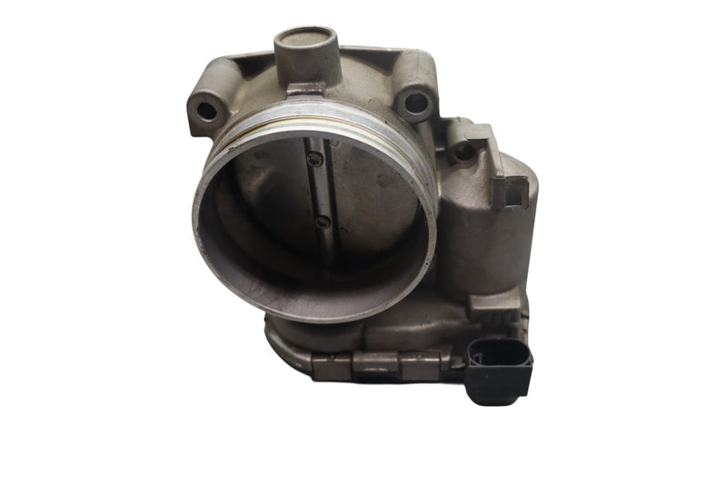 Load image into Gallery viewer, 10-18 Porsche Cayenne 958 Engine Air Inlet Intake Throttle Body 99760511501 Oem