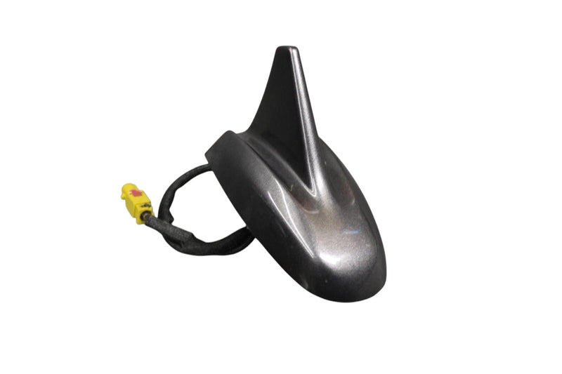 Load image into Gallery viewer, 14-17 Maserati Ghibli Rear Roof GPS Antenna Radio Signal Module Unit OEM