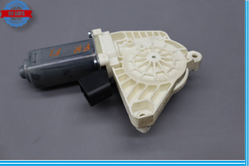 Load image into Gallery viewer, 10-21 Mercedes CLS55 AMG CLS550 Front Right Passenger Side Door Window Motor Oem