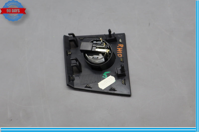 Load image into Gallery viewer, 14-17 Maserati Ghibli Front Right Passenger Side Dash Tweeter Speaker Cover Oem