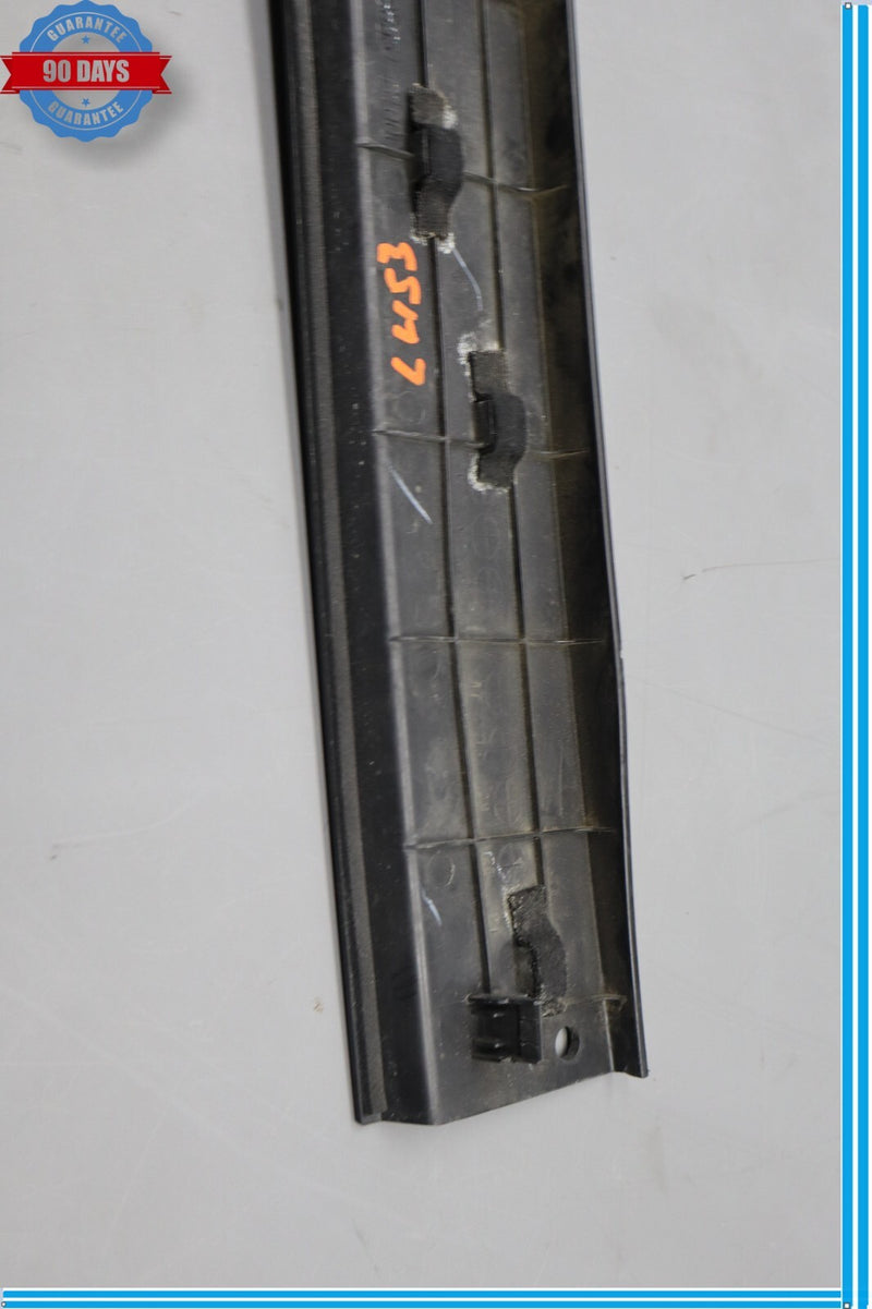 Load image into Gallery viewer, 17-20 Genesis G80 Front Left Driver Side Fender Seal Trim Ledge Cover Oem