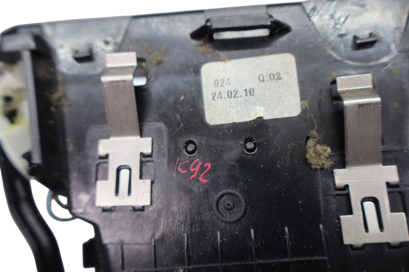Load image into Gallery viewer, 10-13 Mercedes W212 E350 E250 Right Side Dashboard Dash AC A/C Air Vent Oem