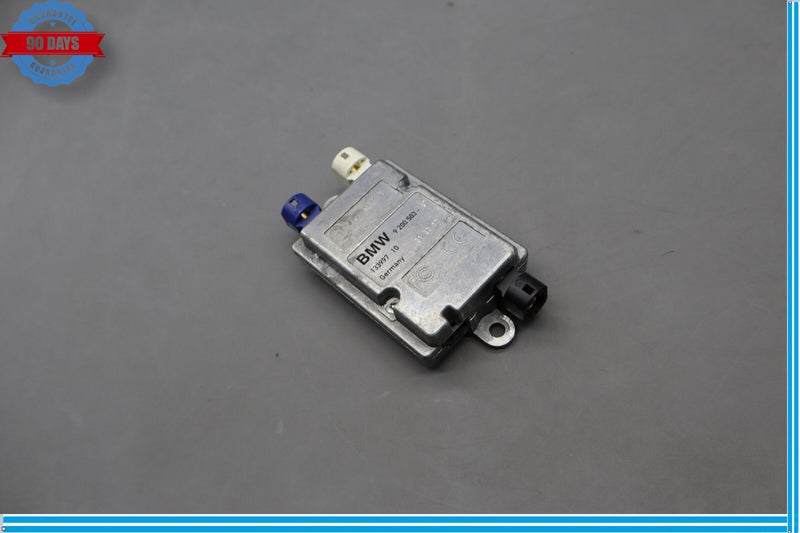 Load image into Gallery viewer, 11-15 BMW 740i 740Li 750i USB Hub Audio Interface Module Unit Auxiliary Jack Oem