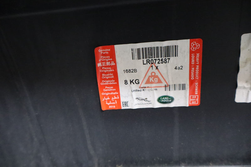 Load image into Gallery viewer, 14-15 LR Range Rover Evoque L538 Front Lower Bumper Cover Panel Oem
