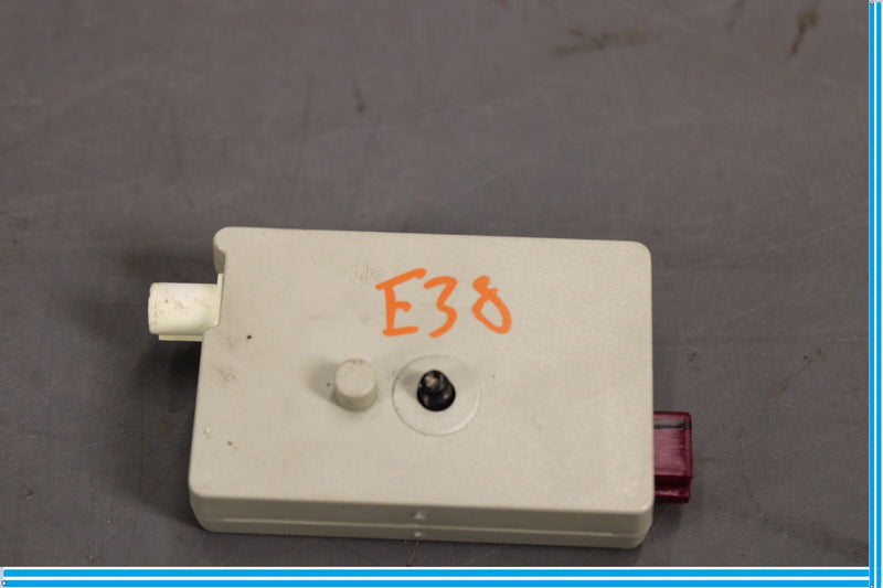 Load image into Gallery viewer, 07-13 BMW 335i 328i Convertible Antenna Amplifier Diversity Module Unit Oem