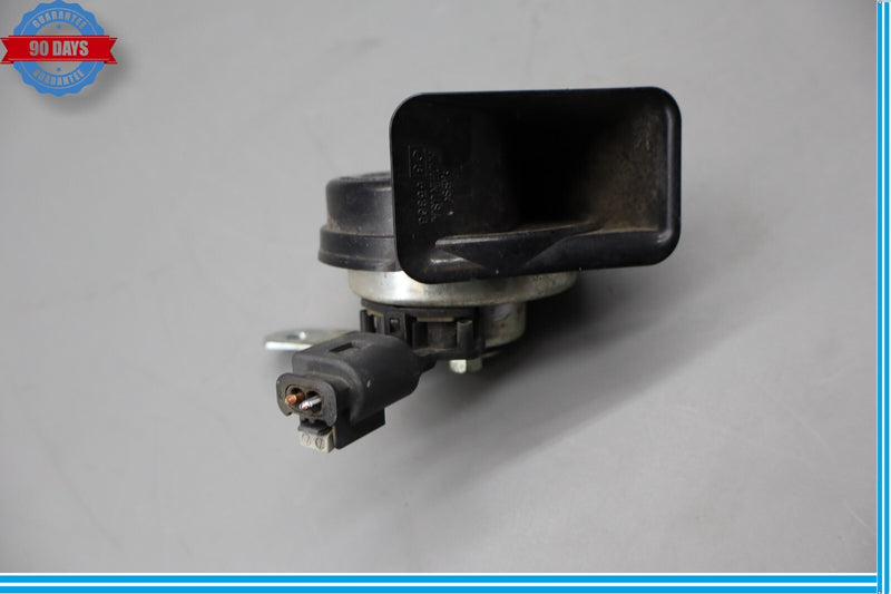 Load image into Gallery viewer, 13-16 Mercedes GL340 GL450 GL550 Low Tone Steering Horn Siren Signal Oem