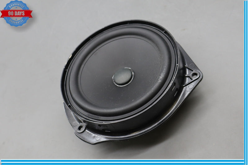 Load image into Gallery viewer, 12-19 Mercedes X166 GL350 GL450 Rear Left or Right Door Sound Speaker Oem