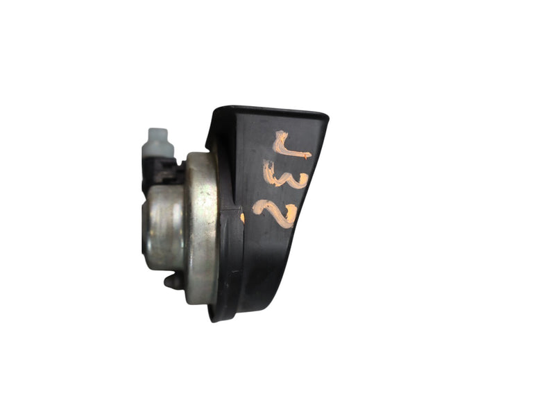 Load image into Gallery viewer, 14-17 Maserati Ghibli Right Passenger Side Alarm Horn Siren 0055306 Oem