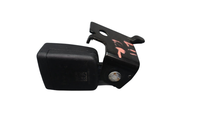 Load image into Gallery viewer, 17-21 ALFA Romeo Giulia Rear Right 2nd Row Seat Belt Buckle Receiver Oem