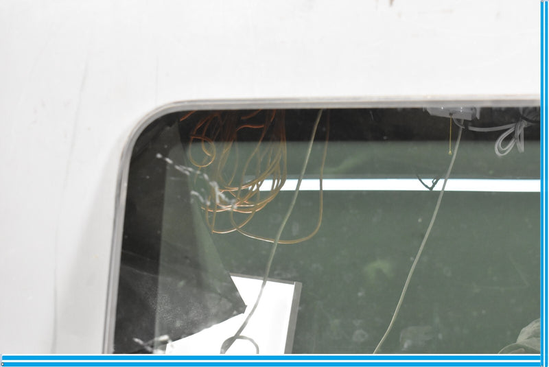 Load image into Gallery viewer, 04-08 Maserati Quattroporte Sunroof Sun Roof Sliding Window Glass Oem
