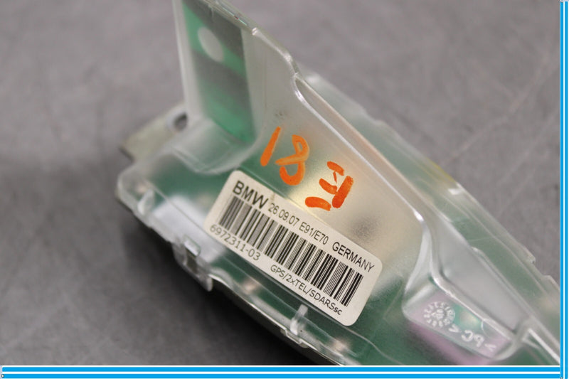 Load image into Gallery viewer, 07-13 BMW X5 E70 Rear Upper Roof Mount Radio Shark Fin Antenna 6972311 Oem
