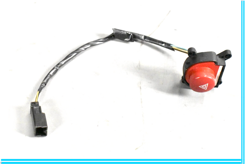 Load image into Gallery viewer, 09-13 Maserati Quattroporte M139 Emergency Flasher Hazard Control Switch Oem