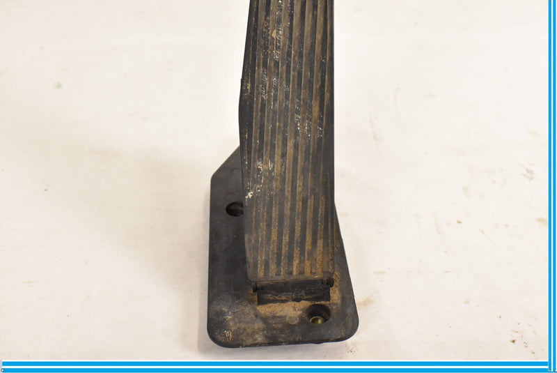 Load image into Gallery viewer, 05-08 Maserati Quattroporte M139 Gas Acceleration Foot Pedal Ferrari 196819 Oem