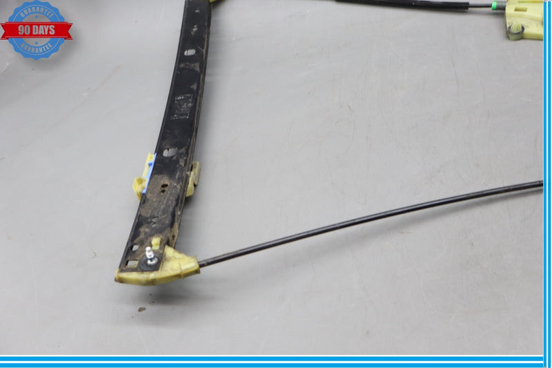 Load image into Gallery viewer, 10-15 Audi Q7 Front Left Driver Side Door Window Regulator W/O Motor Oem