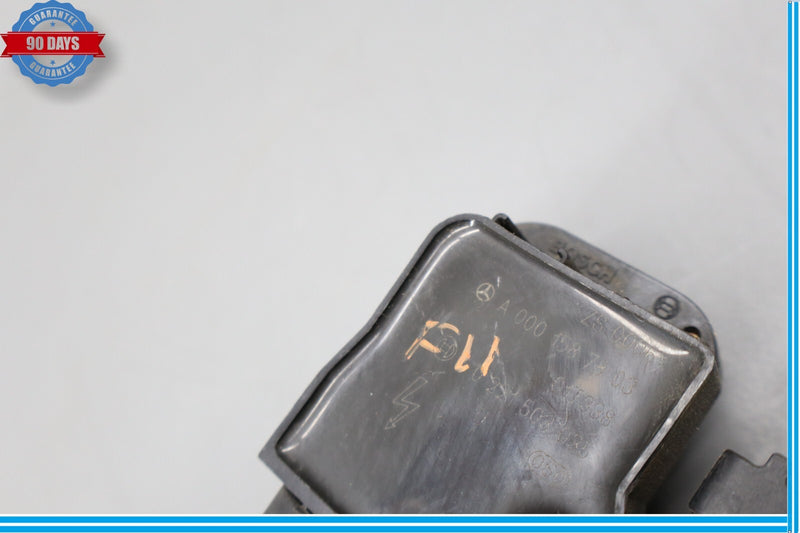 Load image into Gallery viewer, 03-06 Mercedes R230 SL500 Engine Ignition Coil Pack A0001587803 Oem