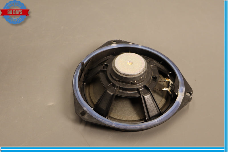 Load image into Gallery viewer, 14-22 Maserati Ghibli M157 Rear Right Side Door Speaker 675000292 Oem