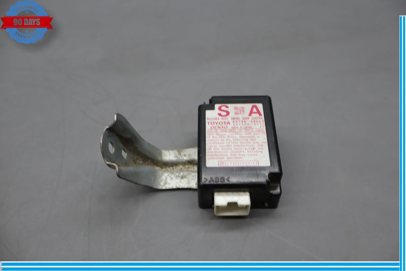 Load image into Gallery viewer, 07-12 Lexus LS460 LS460L XF40 Smart Door Control Module Receiver Unit Oem