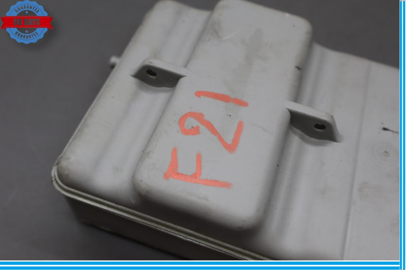 Load image into Gallery viewer, 03-06 Mercedes CL600 CL500 W215 Seat Vacuum Pump Reservoir Tank 2208050119 Oem