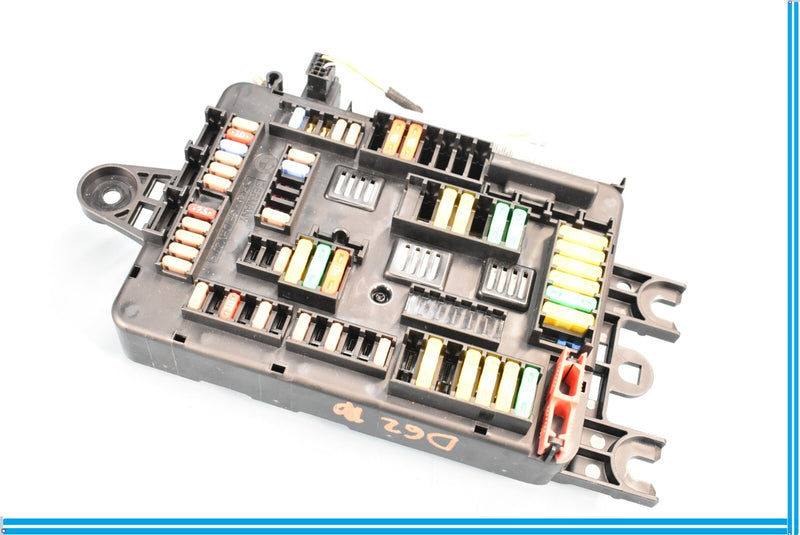 Load image into Gallery viewer, 12-18 BMW 320i 328i 428i F30 Fuse Box Power Distribution Box Oem