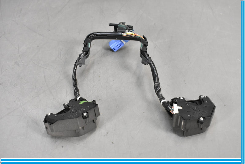 Load image into Gallery viewer, 07-12 Lexus LS460 Steering Wheel Reset Phone & Mode Control Switch W/ Wiring Oem